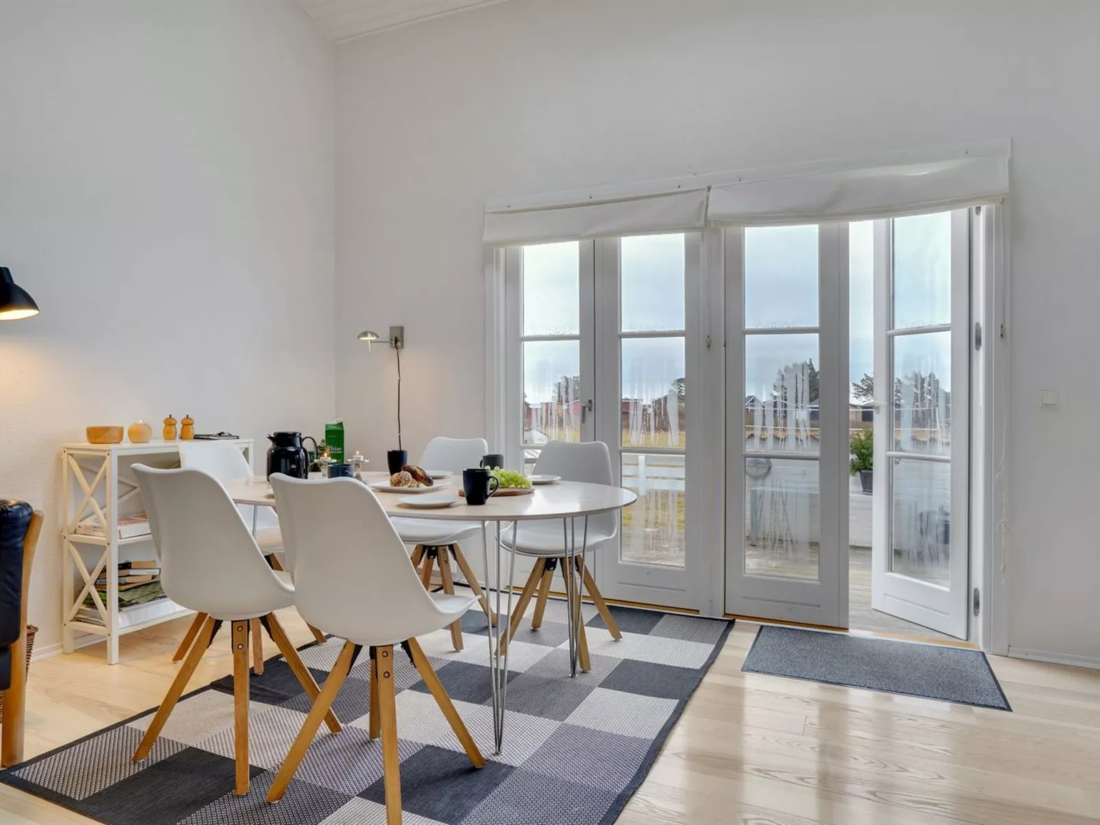 "Tofan" - 100m to the fjord-Binnen