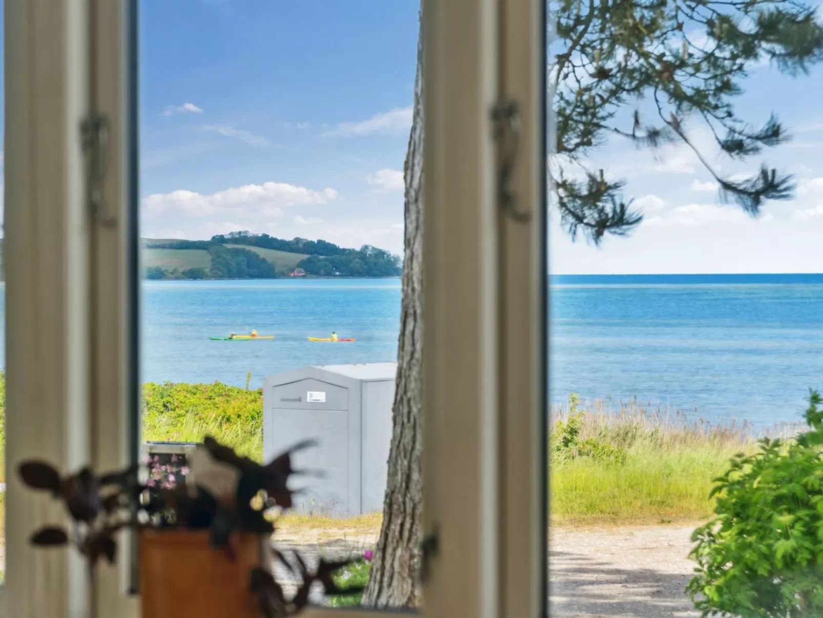 "Varma" - 25m from the sea-Buiten