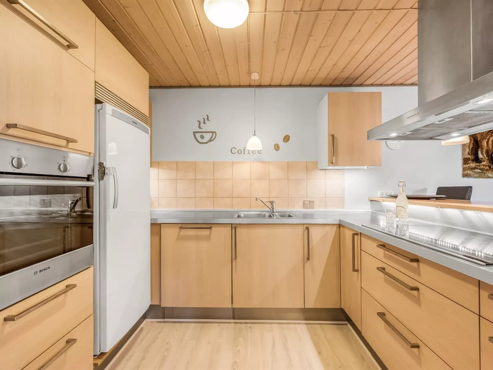 "Evina" - 17km to the fjord-Binnen