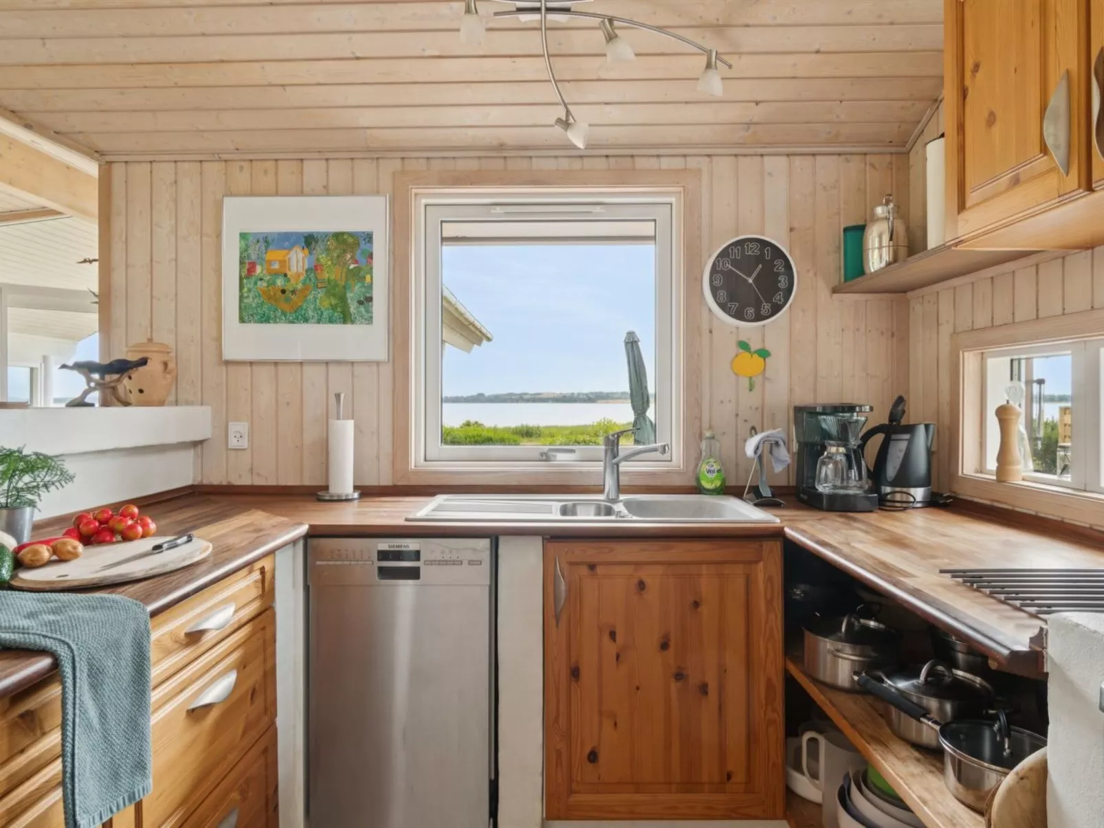 "Brunman" - 10m to the fjord-Binnen