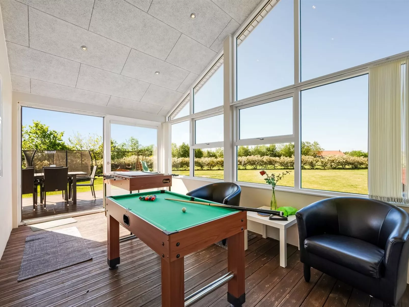 "Hedevig" - 800m to the fjord-Binnen