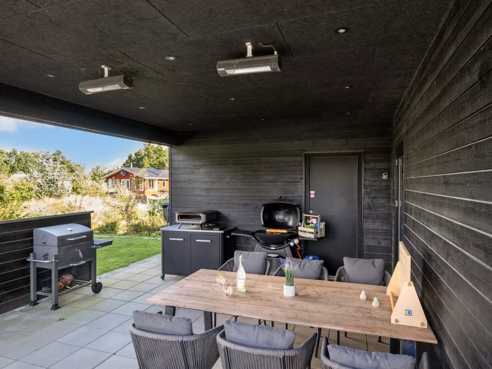 "Tinella" - 250m to the fjord-Buiten