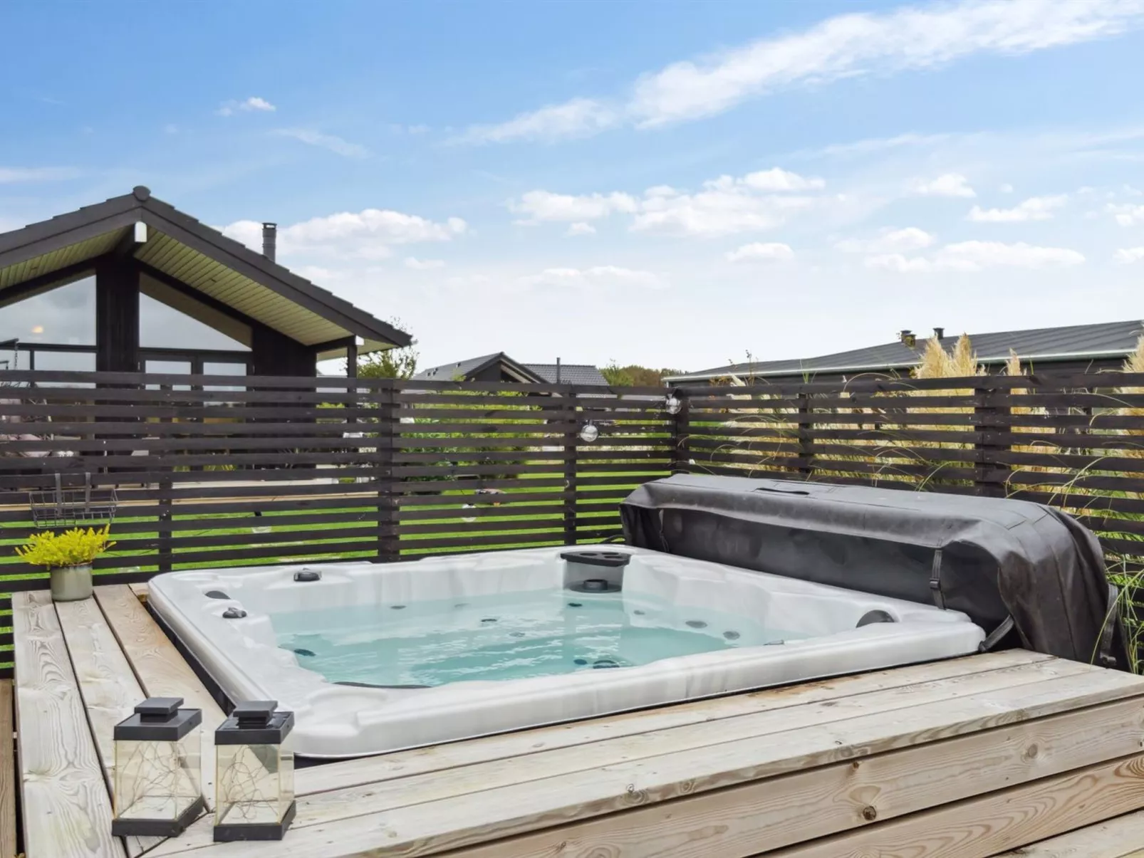 "Brothir" - 500m from the sea-Binnen