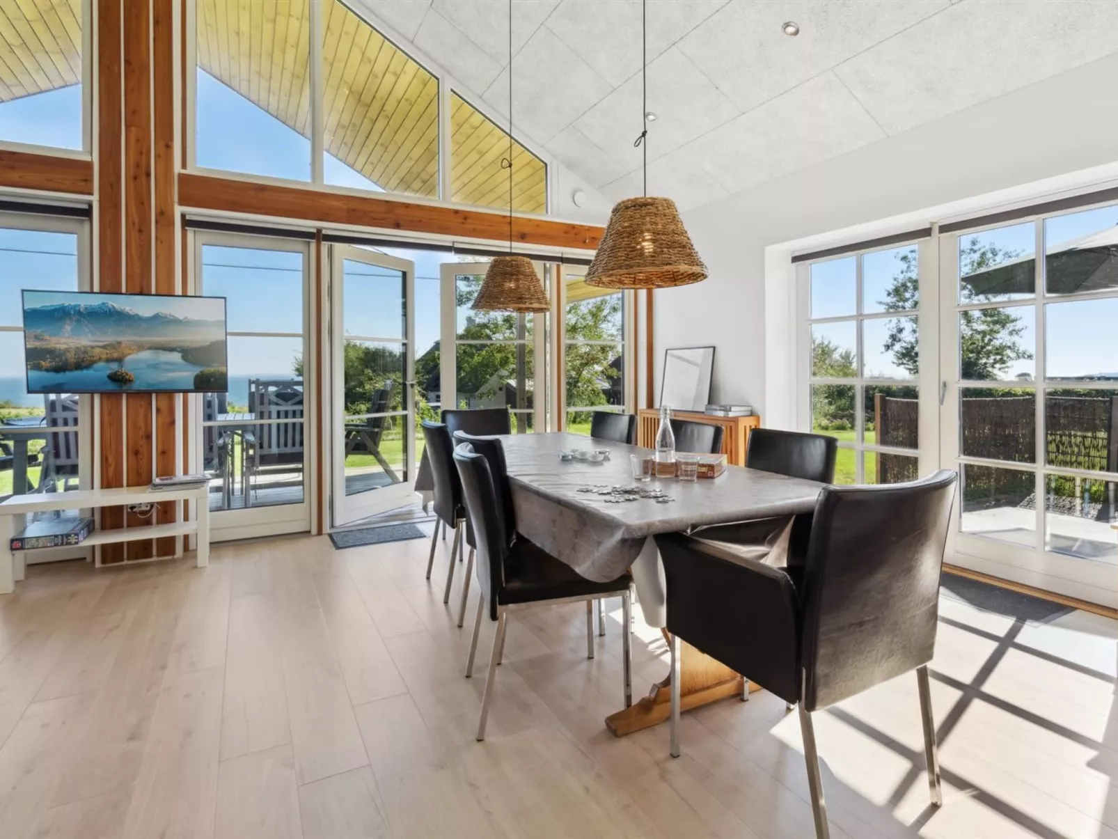 "Aderice" - 300m from the sea-Binnen