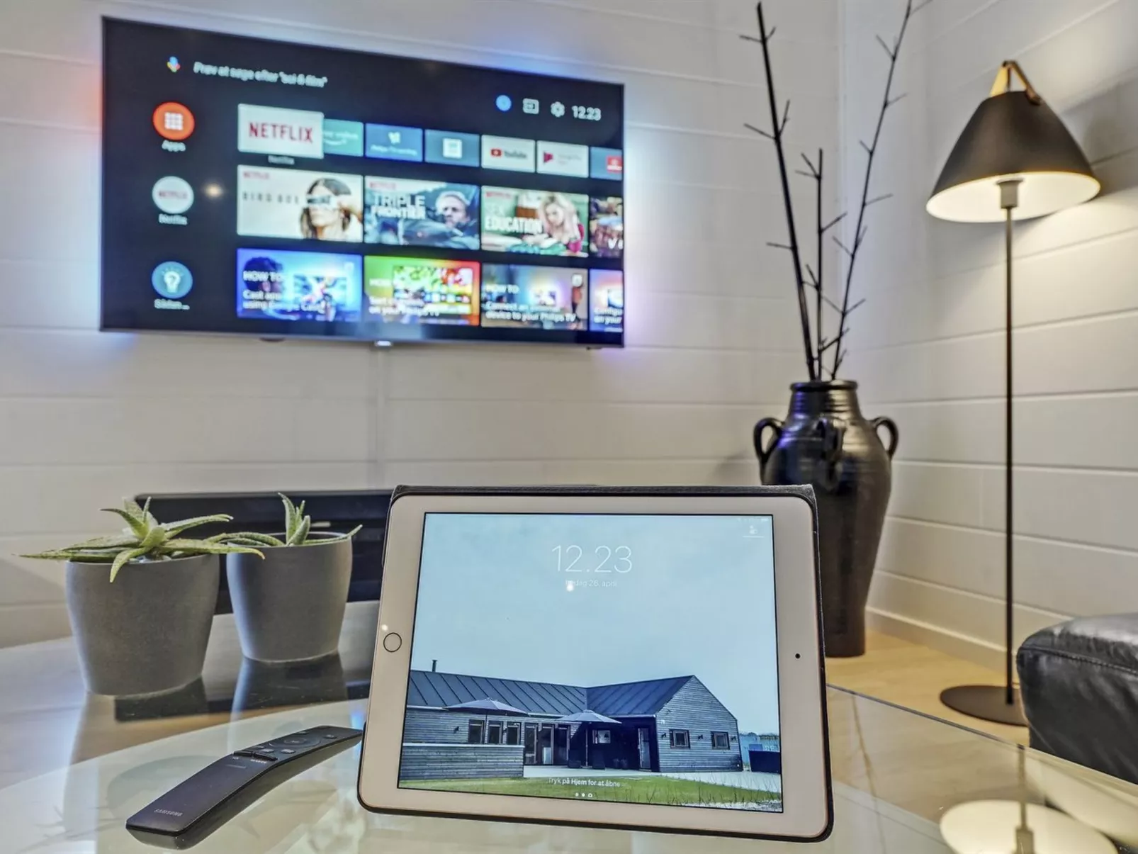 "Jonne" - 200m to the fjord-Binnen