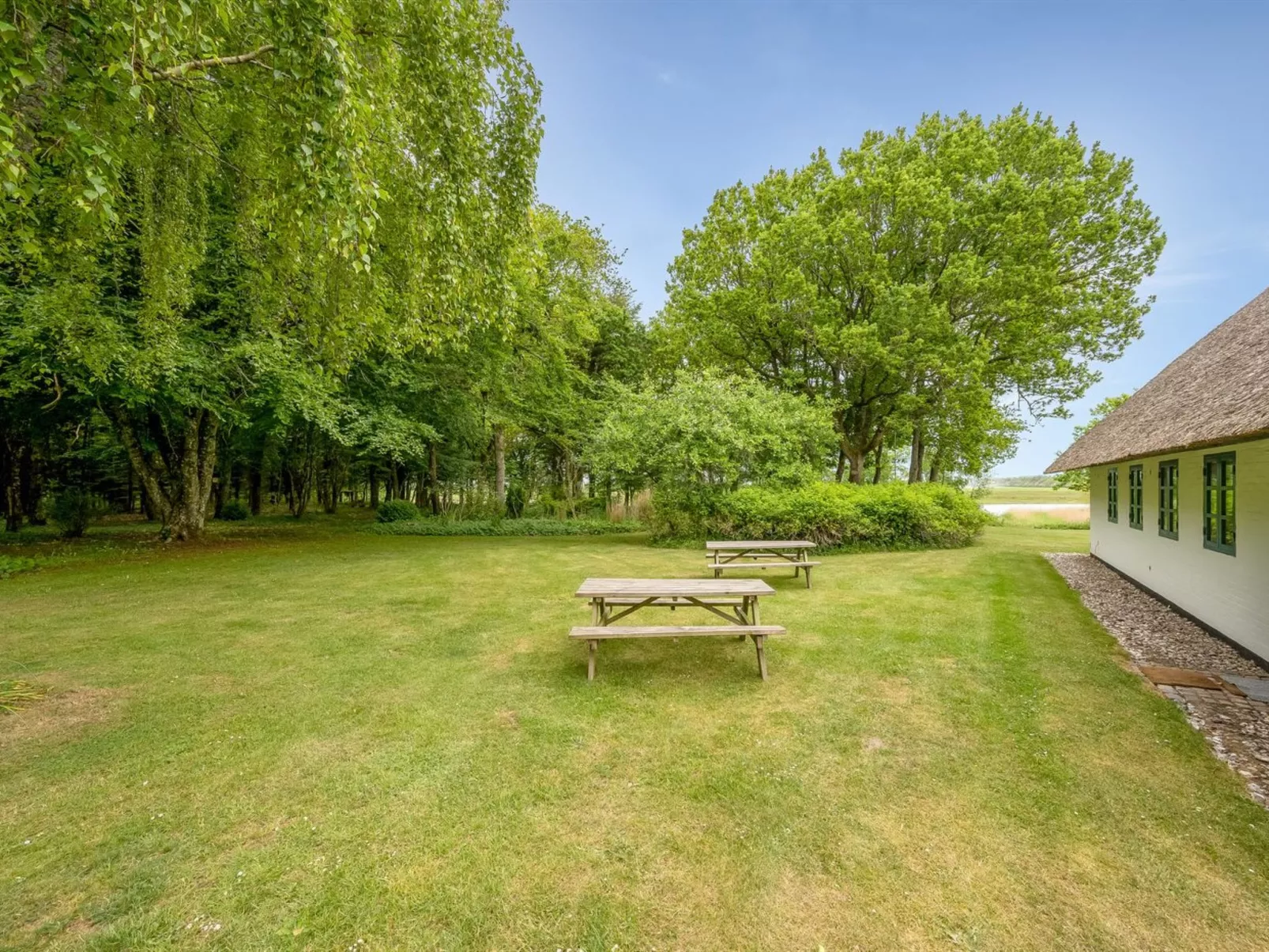 "Tatiane" - 10km from the sea-Buiten