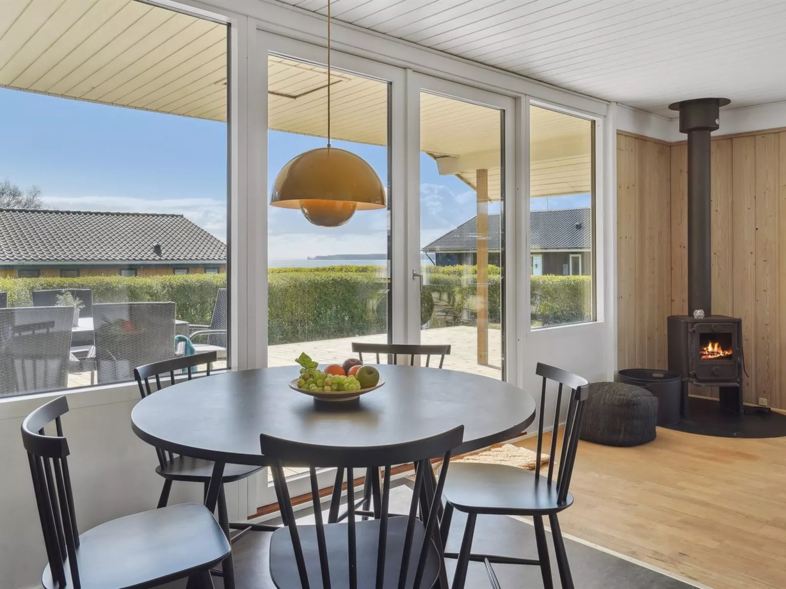 "Arnetta" - 150m from the sea-Binnen