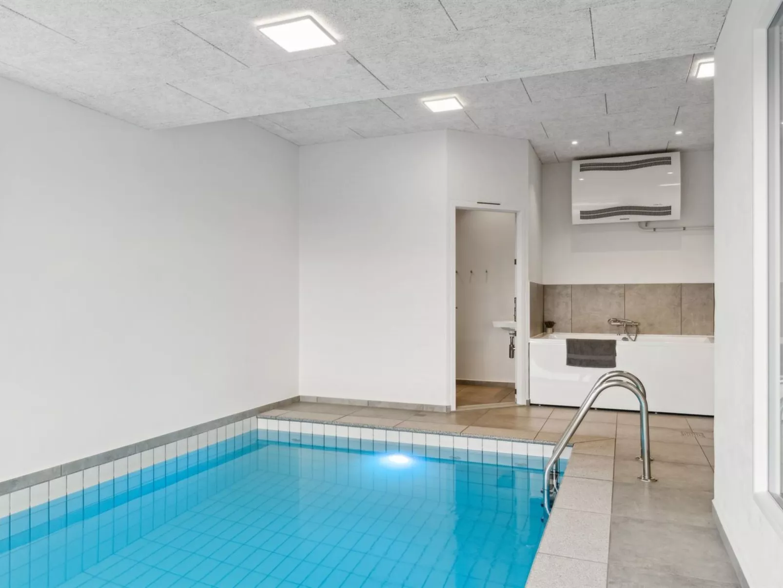 "Ann" - 1.3km from the sea-Buiten