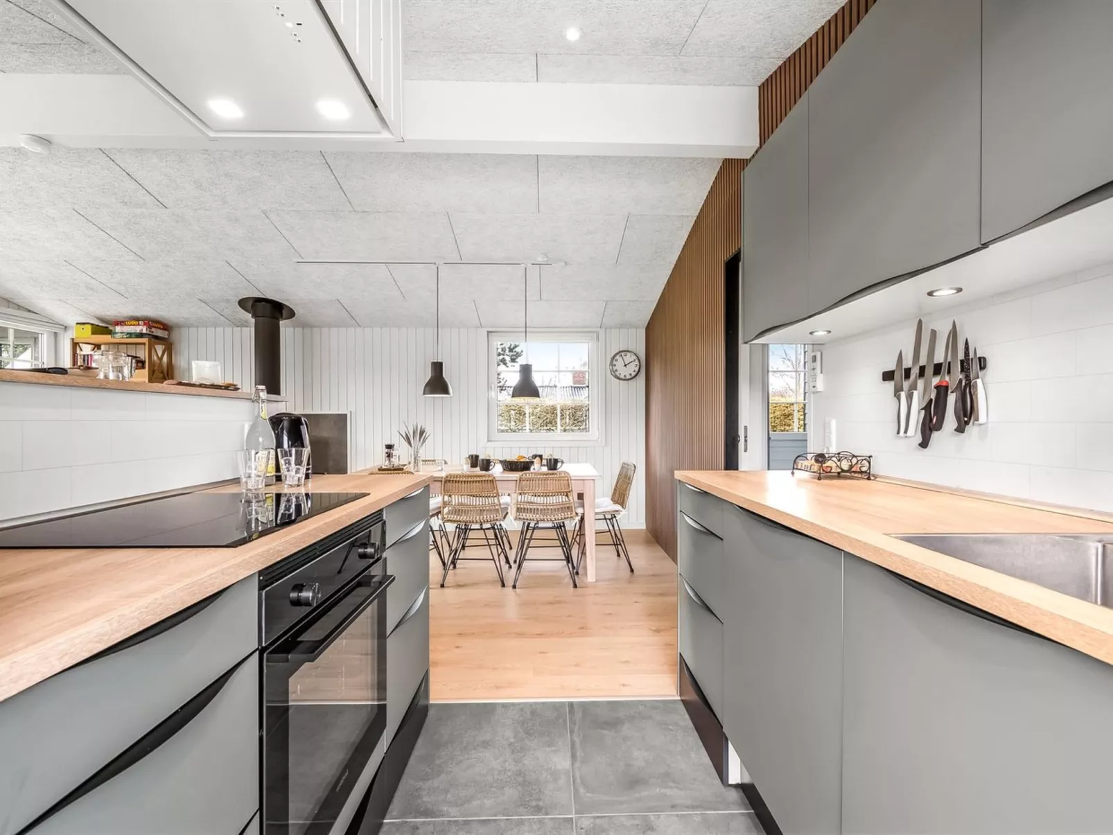 "Ludvika" - 300m to the fjord-Binnen