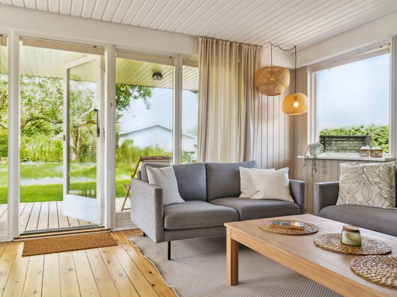 "Volmer" - 700m from the sea-Binnen