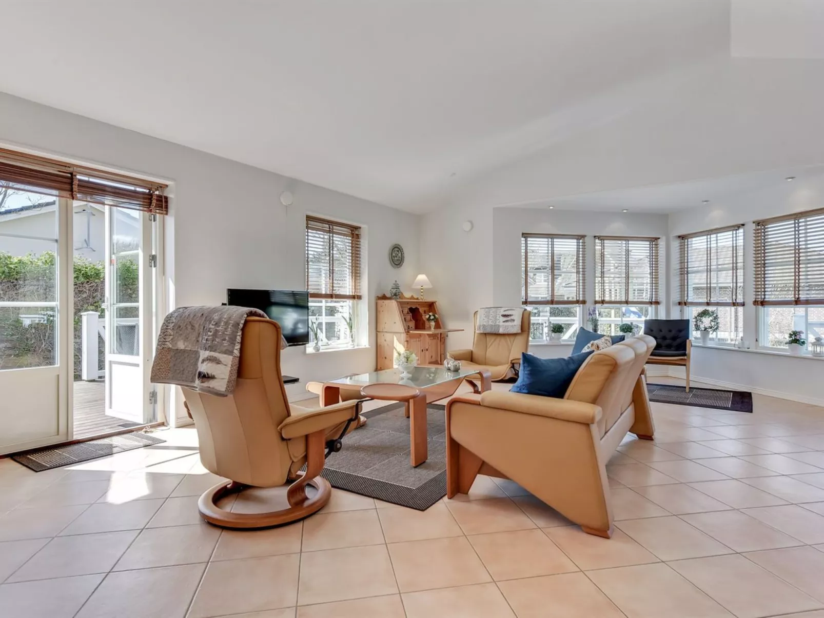 "Alfredine" - 1km from the sea-Binnen