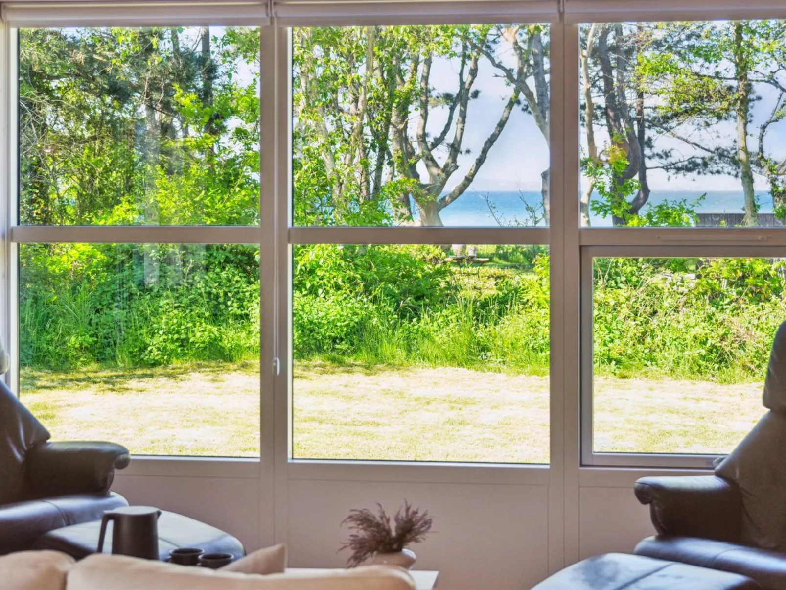 "Myriam" - 50m from the sea-Buiten