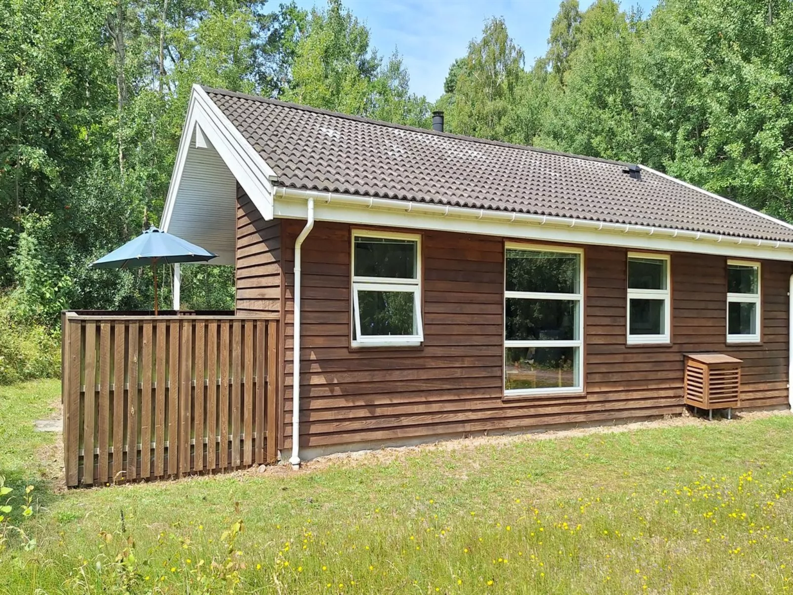 "Emmie" - 1.2km from the sea-Buiten