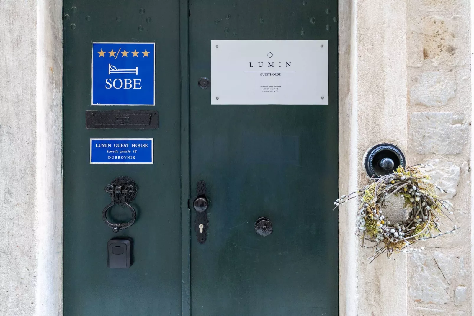 Guest House Lumin - Twin Room with City View (Third Floor) (BR3)-Faciliteiten