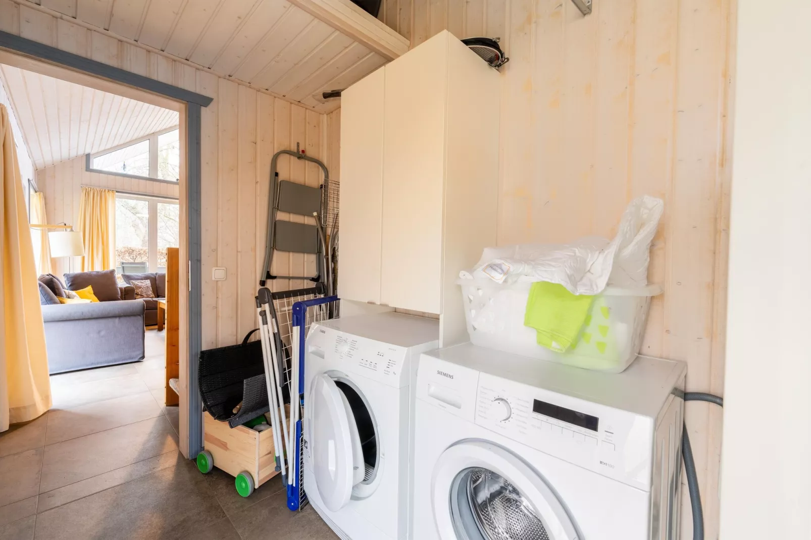 Schwan 308-Faciliteiten