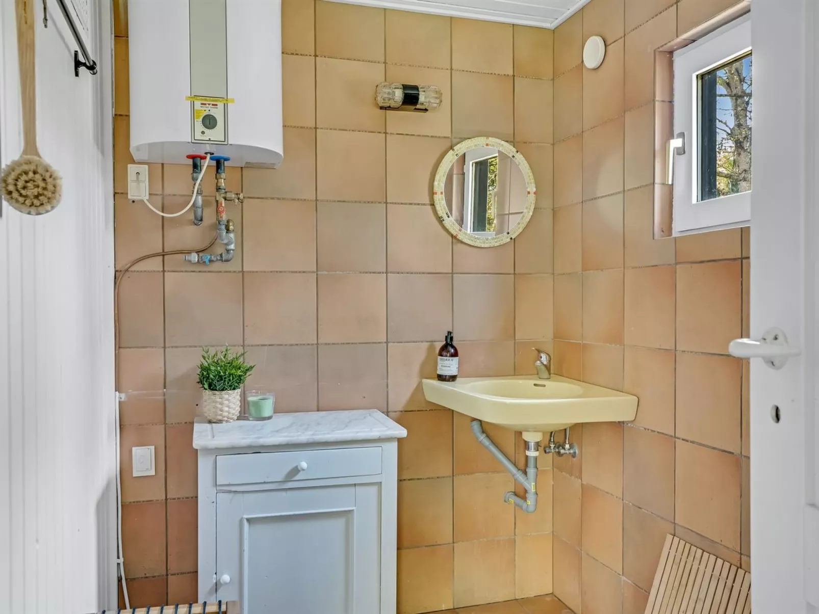 "Loic" - 400m to the fjord-Binnen