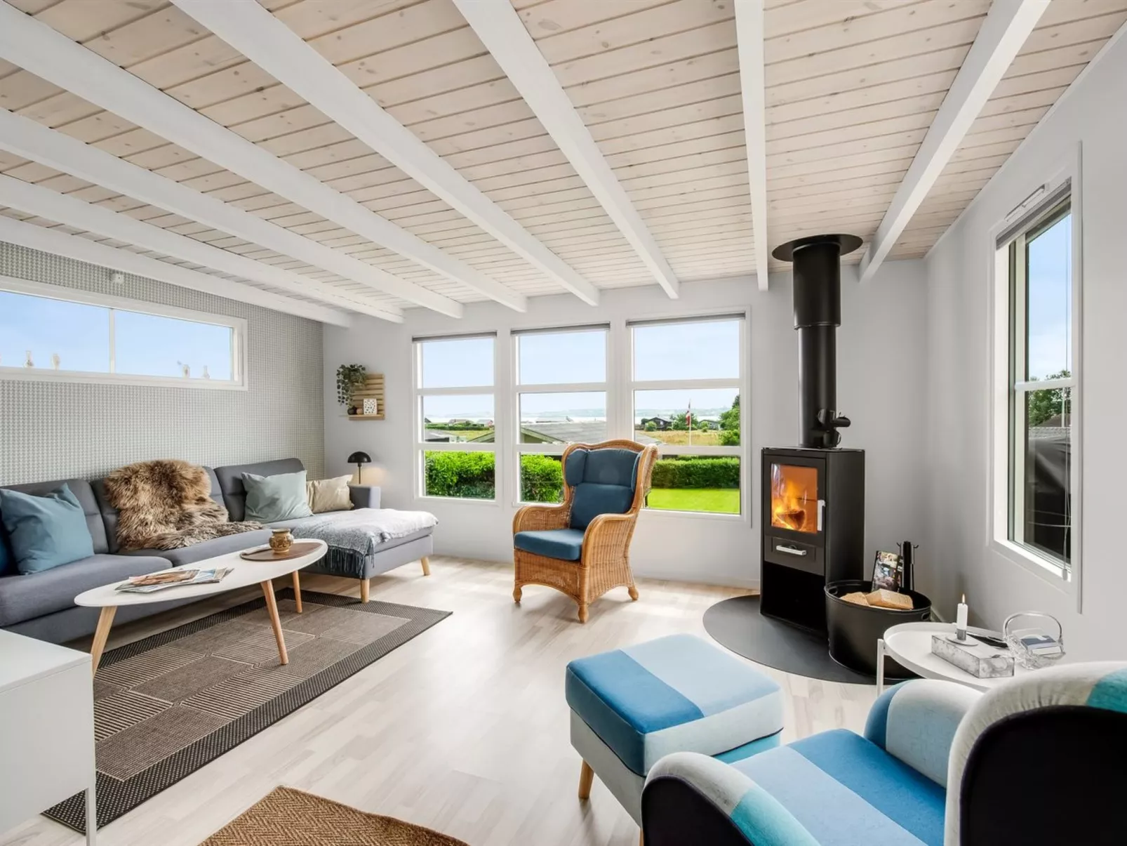 "Filomena" - 300m from the sea-Binnen