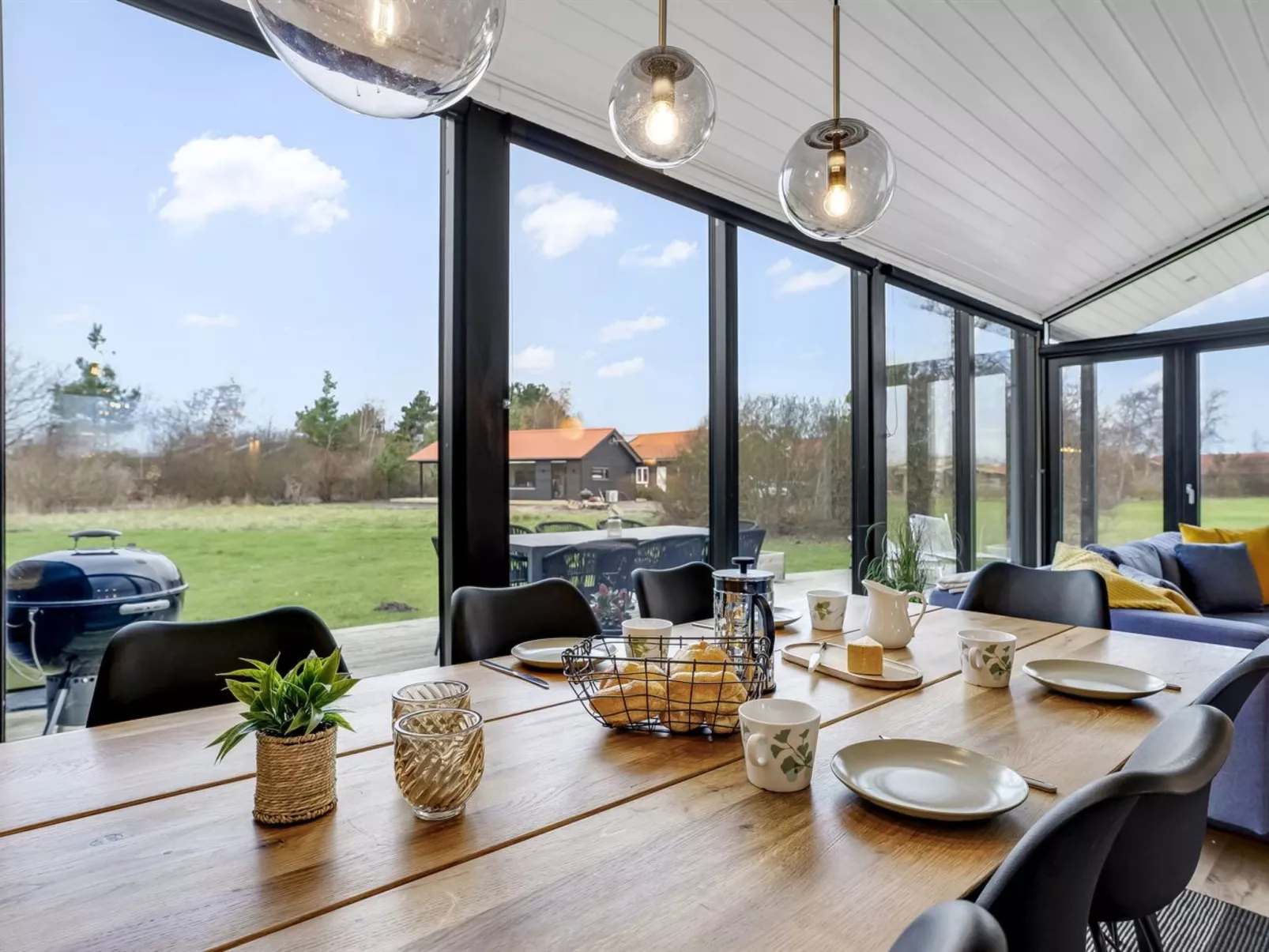 "Dyke" - 1.5km from the sea-Binnen