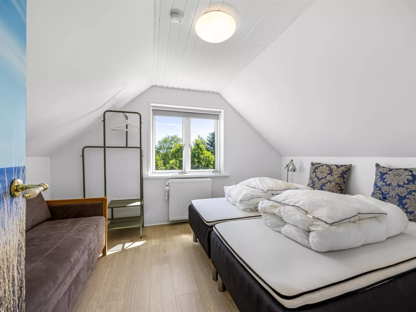 "Solvey" - 400m from the sea-Binnen