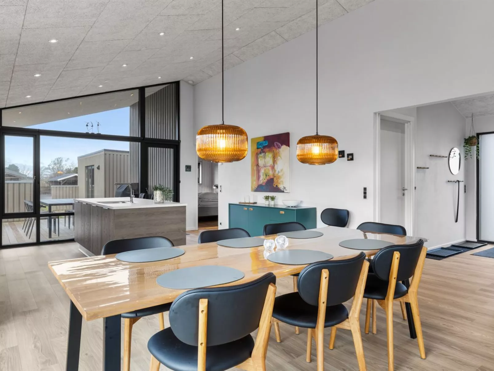 "Tydkil" - 250m from the sea-Binnen