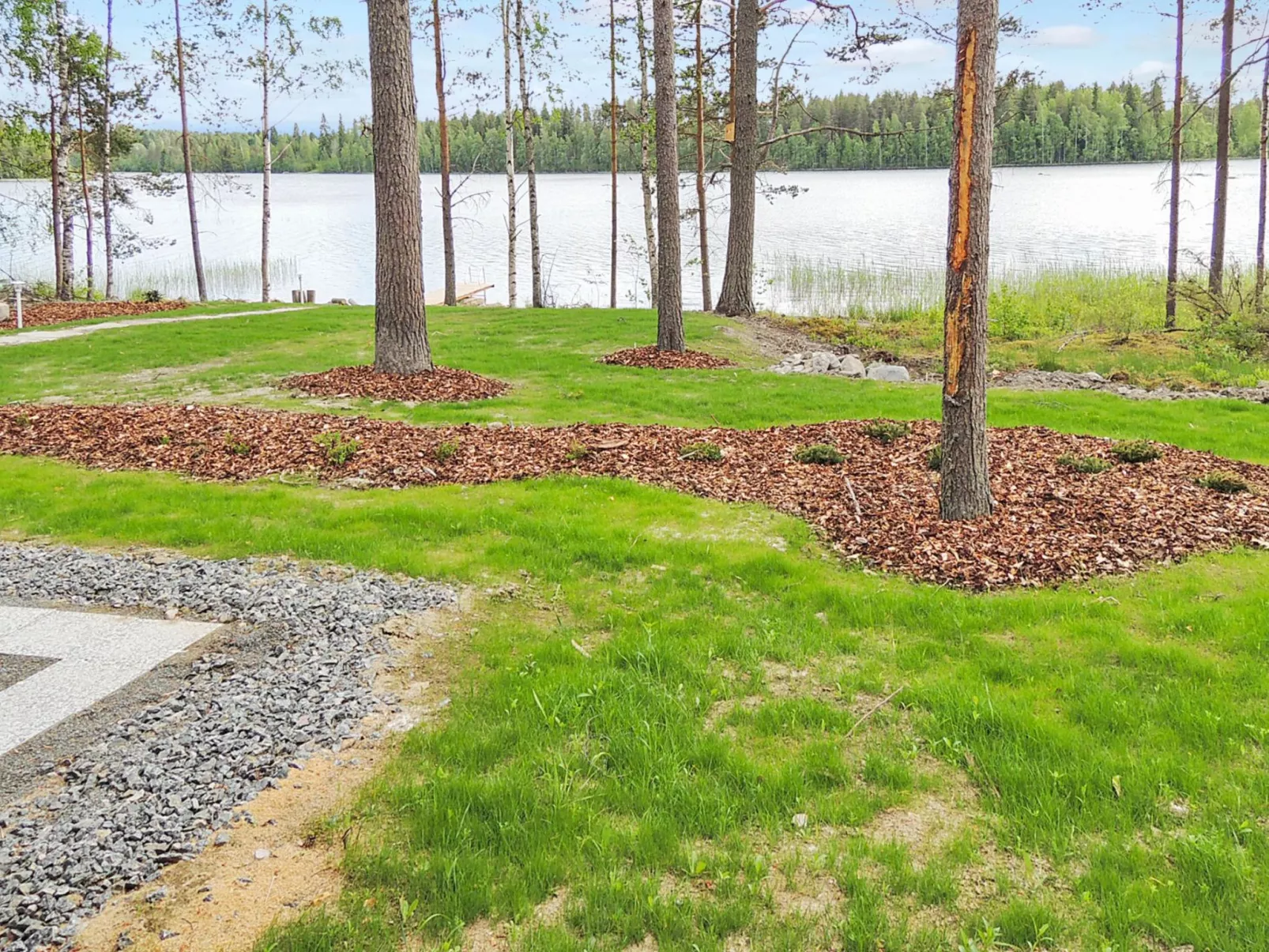 Nesterin helmi-Binnen