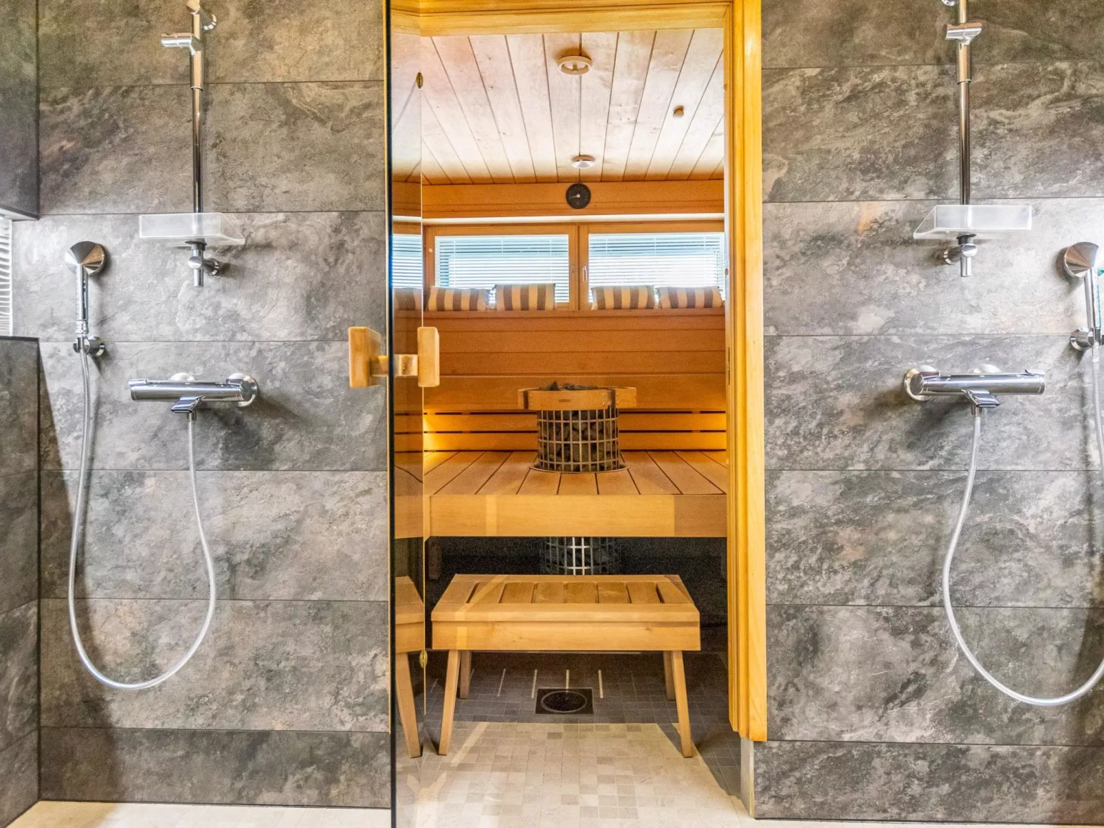 Villa hill magia-Binnen