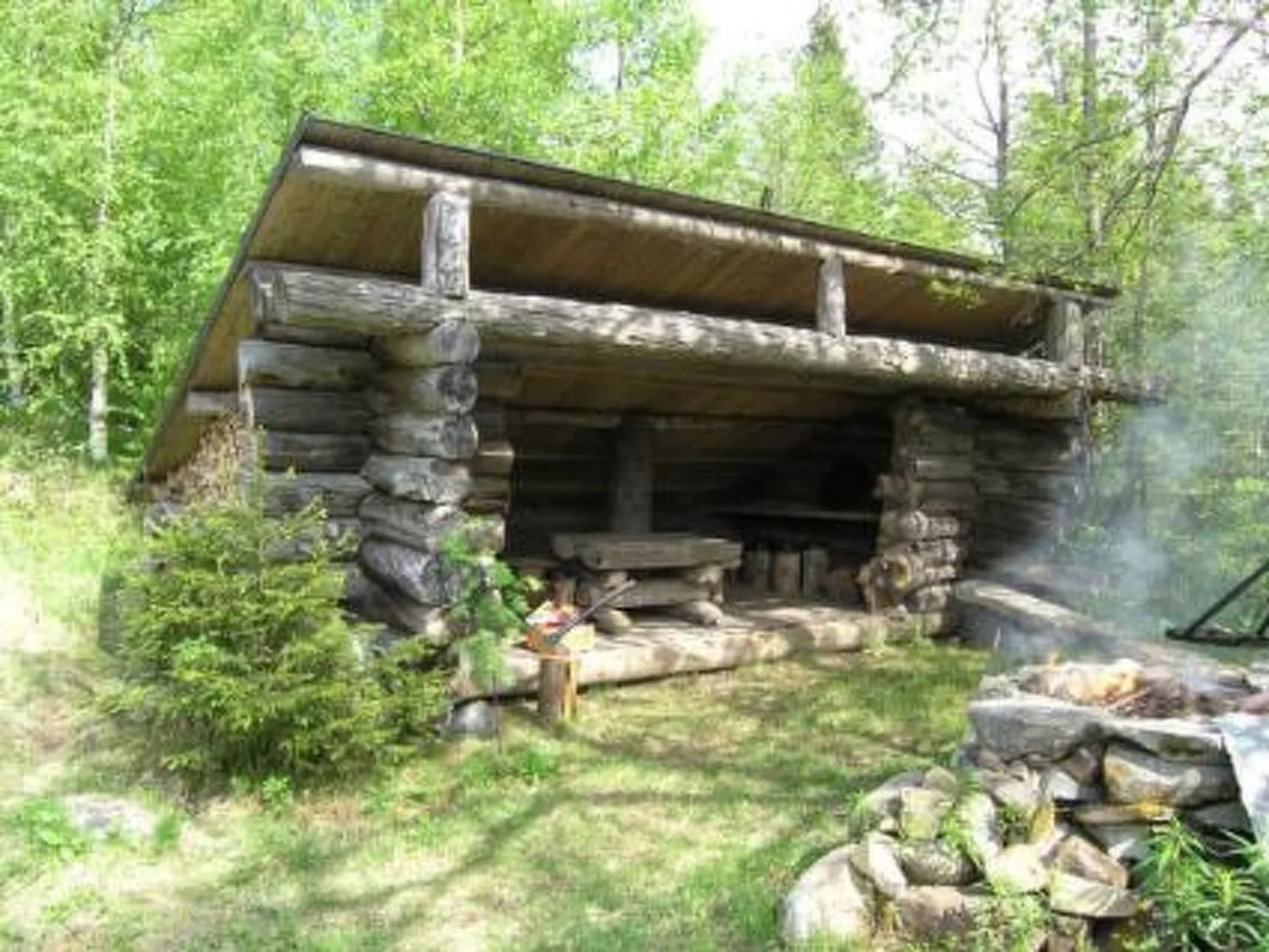 Vaaran loma-asunto-Binnen