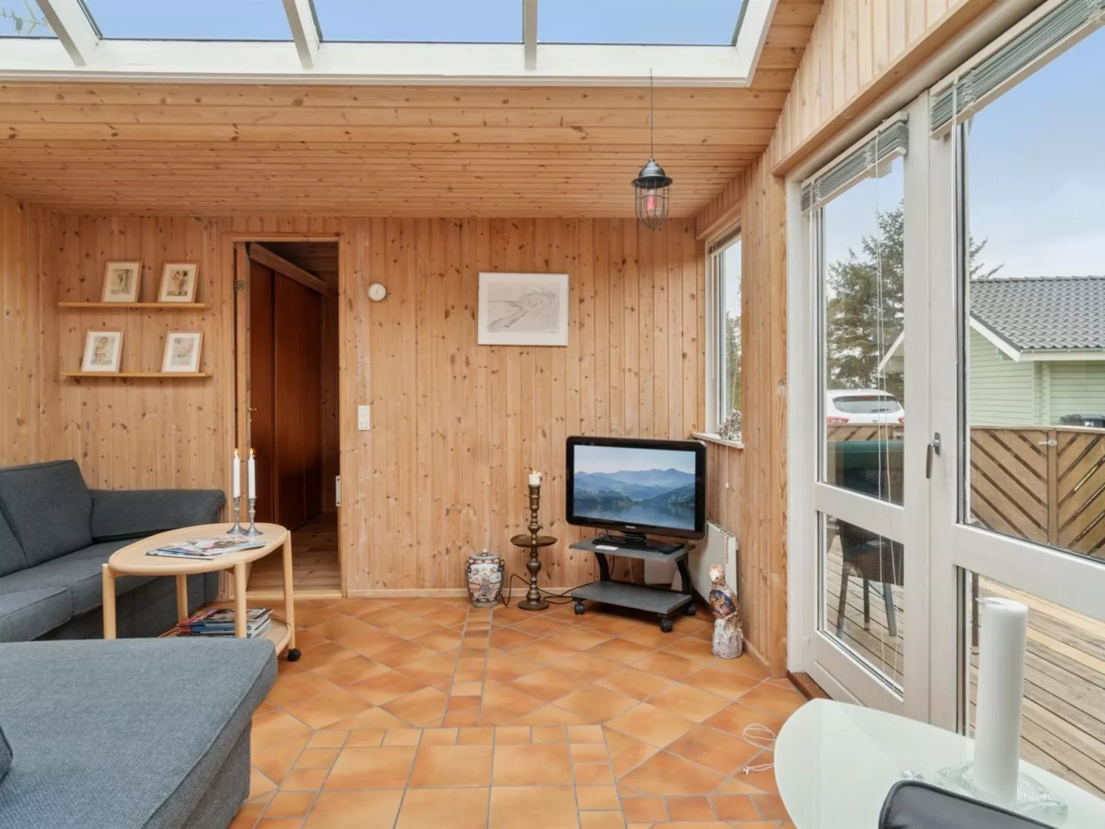 "Saija" - 100m from the sea-Binnen