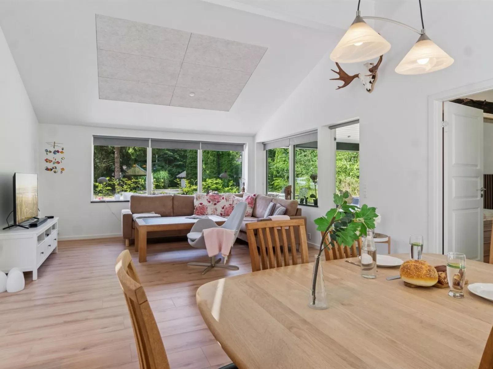 "Hotherus" -  from the sea-Binnen