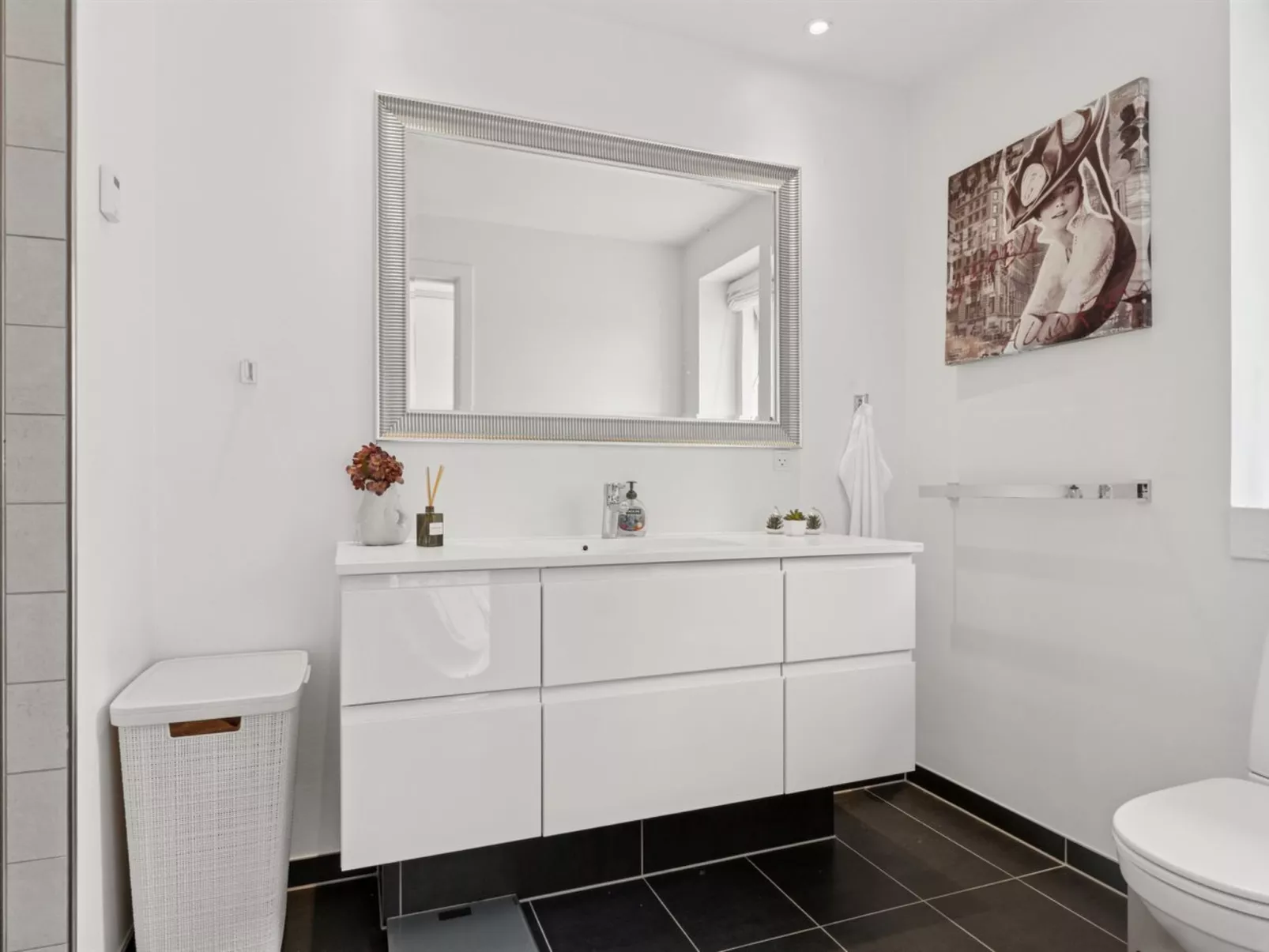 "Thyra" - 50m to the fjord-Binnen