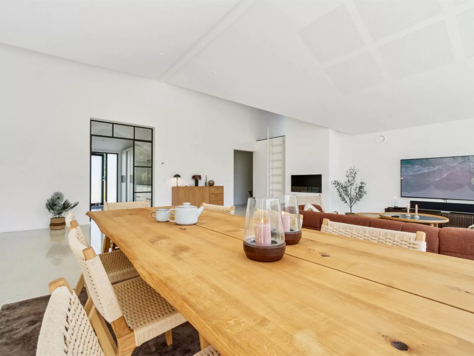 &quot;Tove&quot; - 350m from the sea-Binnen