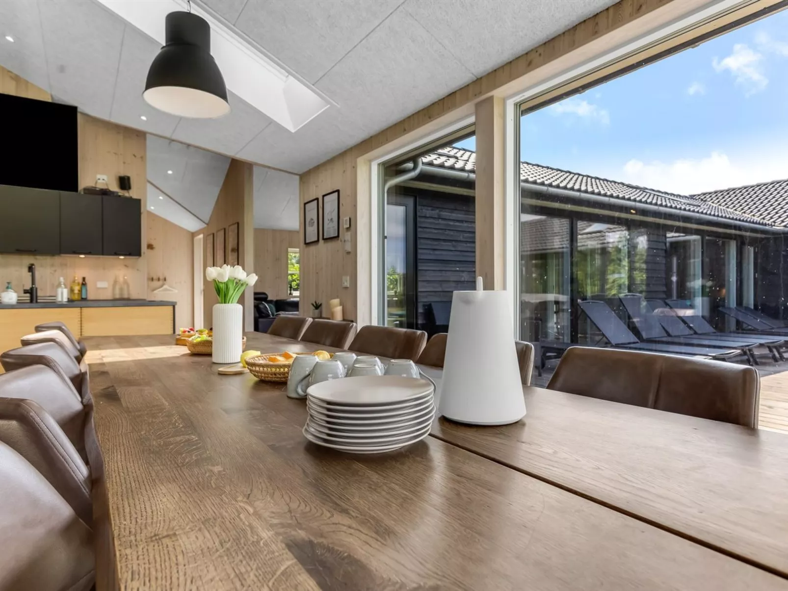 "Matild" - 400m from the sea-Binnen