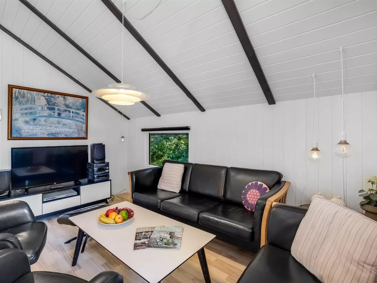 "Yarla" - 500m to the fjord-Binnen