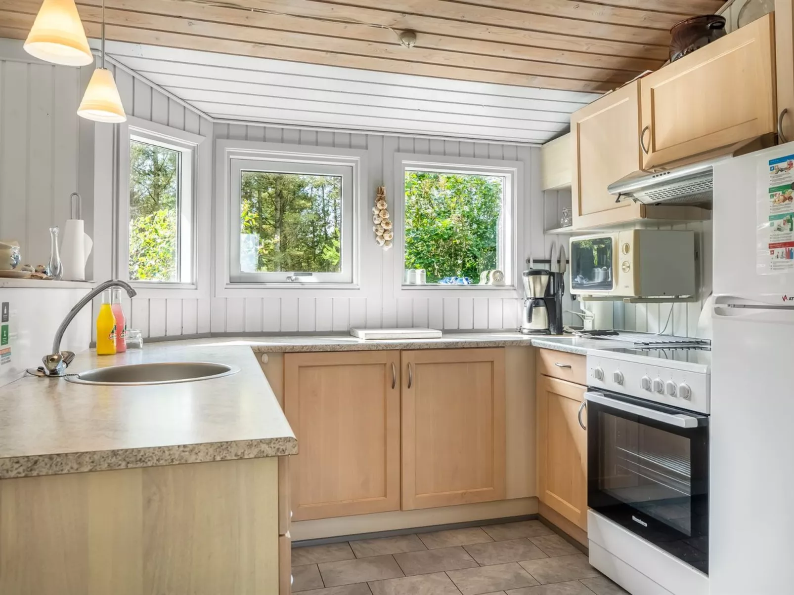 "Saila" - 1.2km from the sea-Binnen