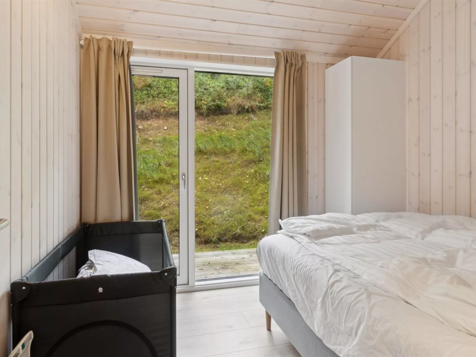 "Aggi" - 850m from the sea-Binnen