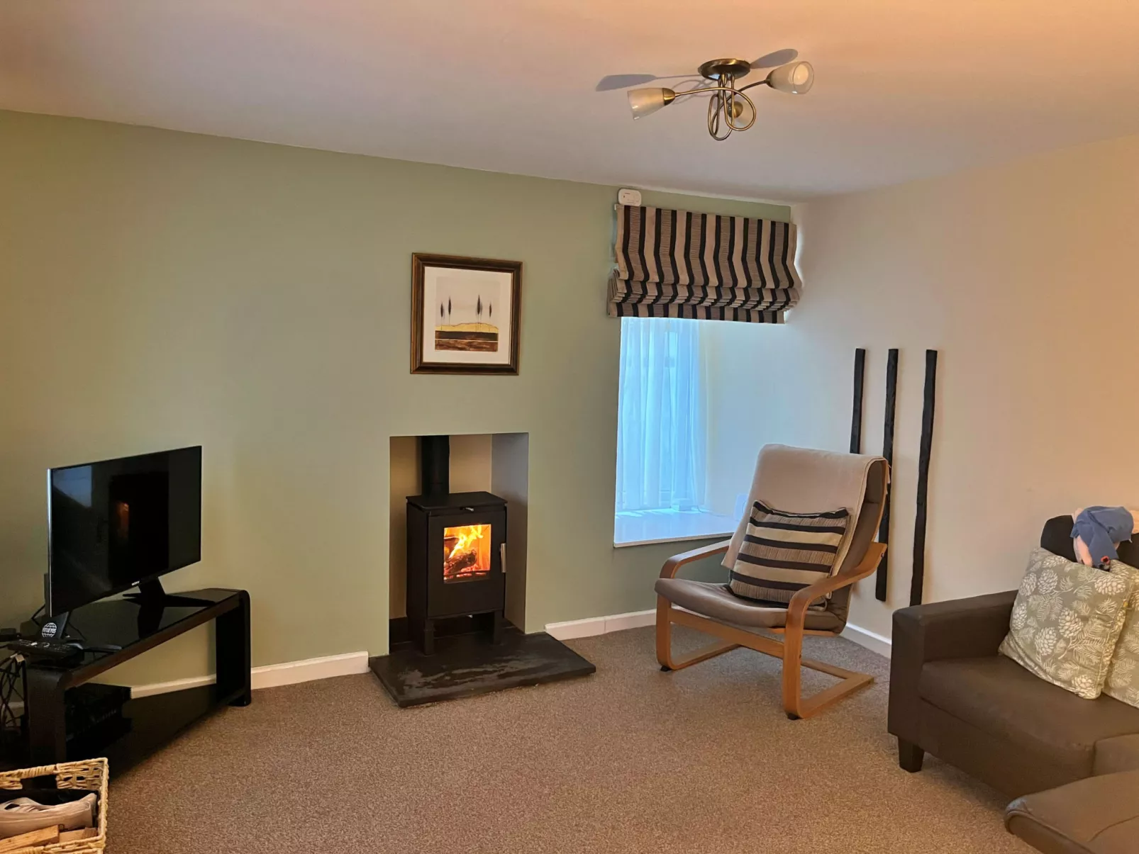 Ellie-Jo Cottage-Binnen