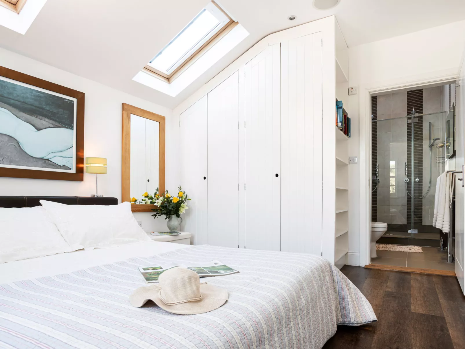 Lighthouse Cottage-Binnen