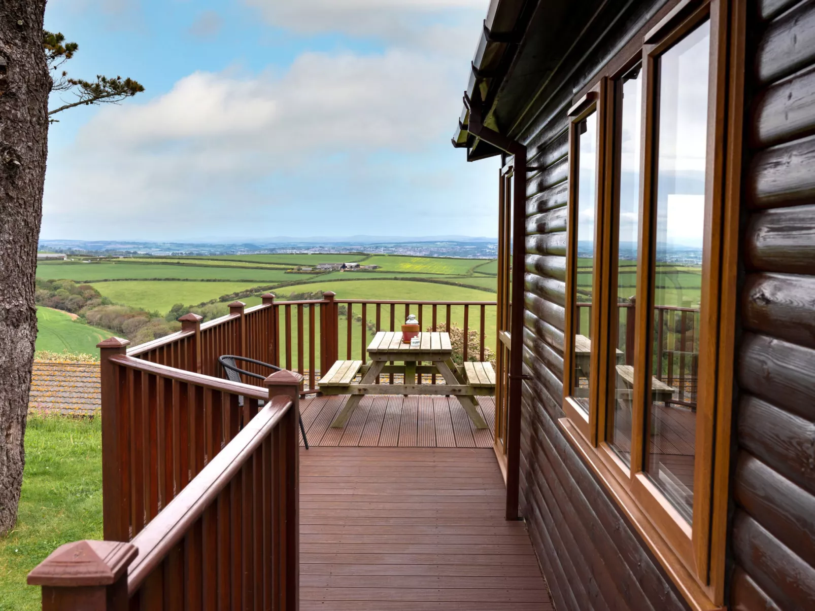 Whitsand Bay Lodge-Buiten