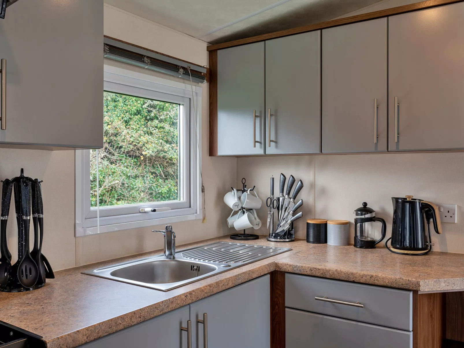 Phoenix Retreat-Binnen