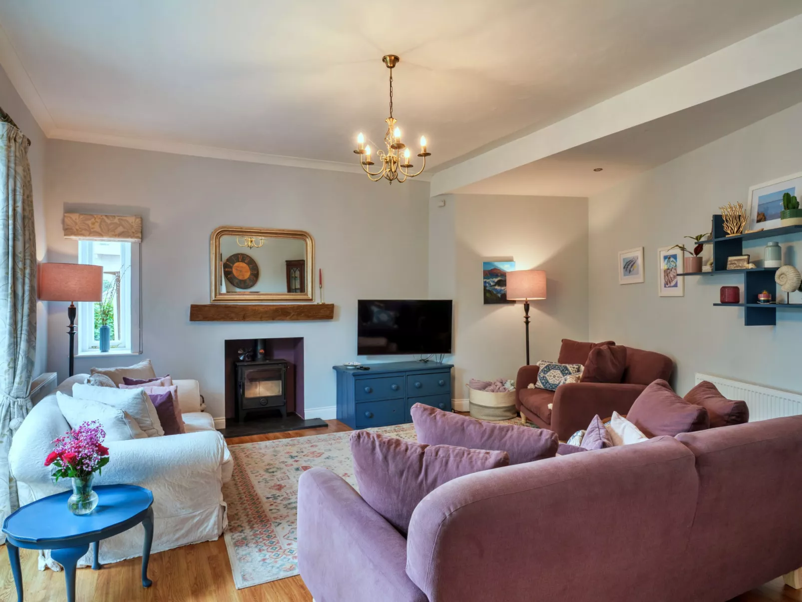 Hillside House-Binnen