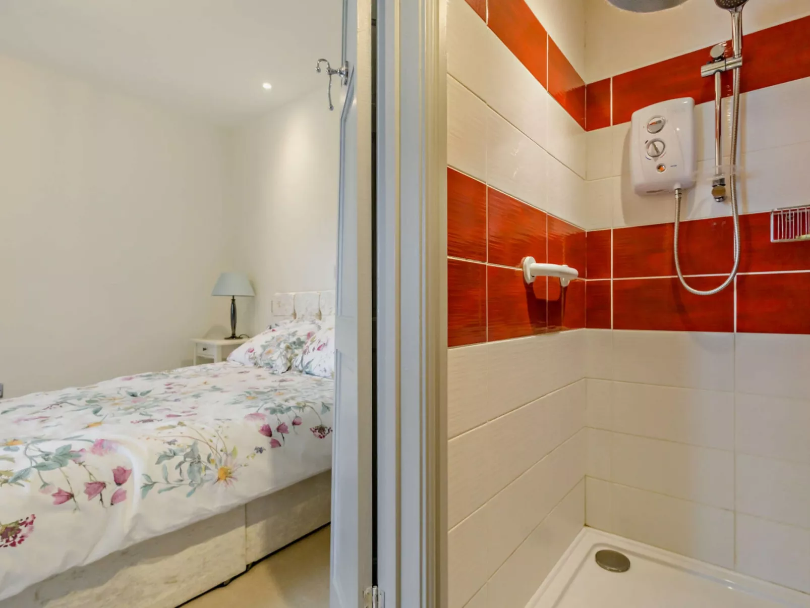 The House at No. 47-Binnen