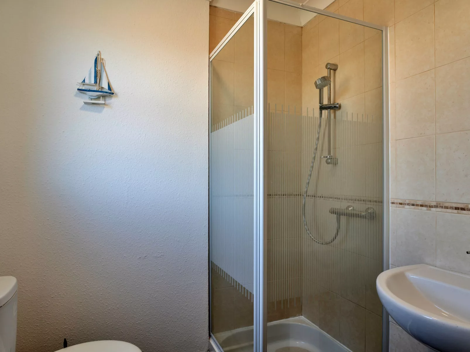 No. 5 Harlequin-Binnen