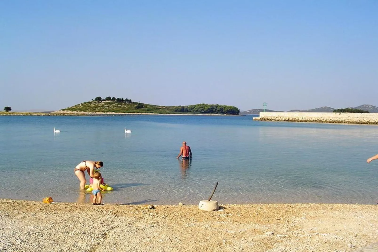 Apartments A&N Pakoštane - Two Bedroom Apartment with Terrace (A3)-Buitenlucht