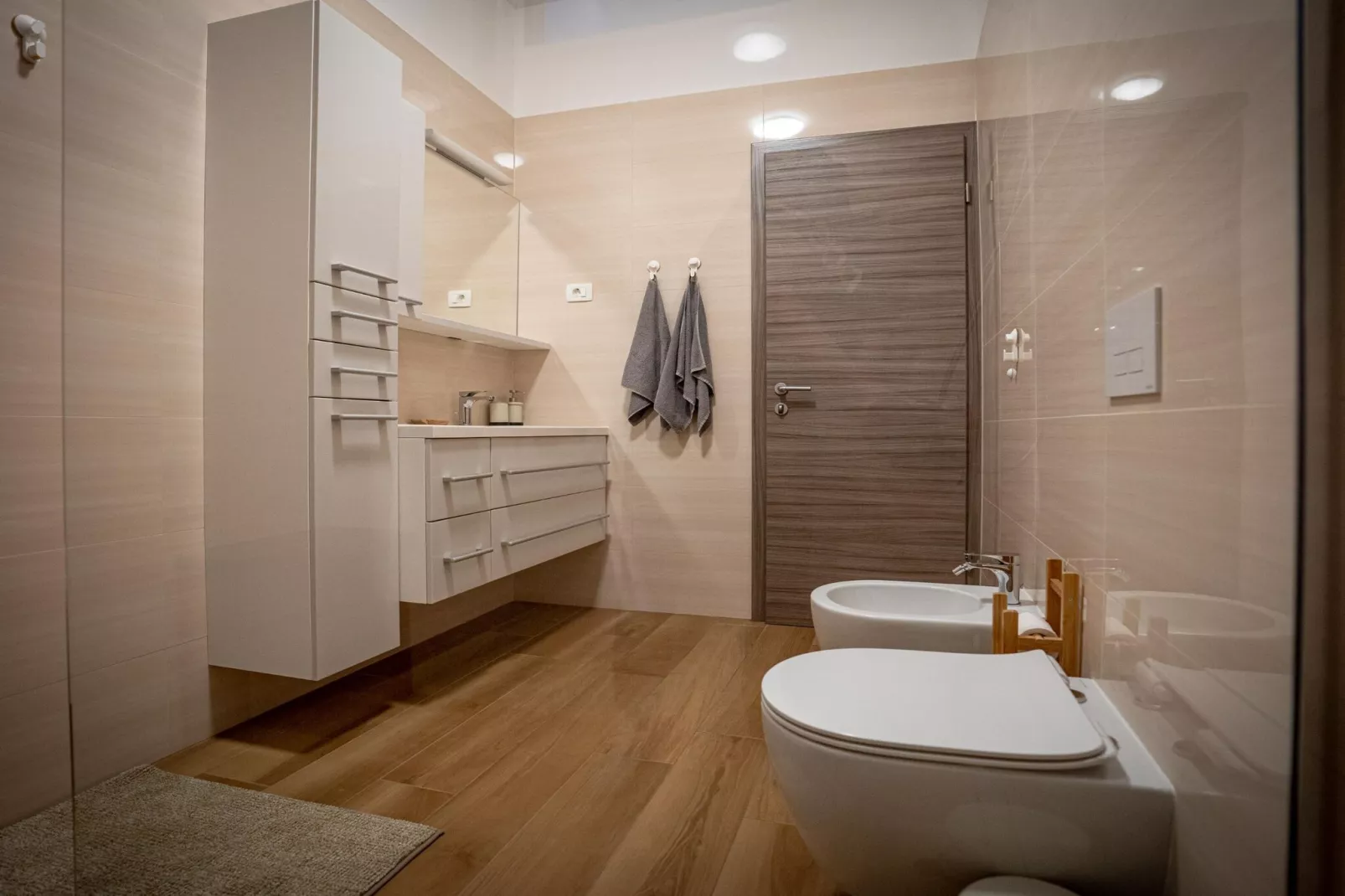 Peaceful Oasis in Nature Holiday Home with Terrace and Sauna - Three Bedroom Holiday Home with Terrace and Sauna-Badkamer