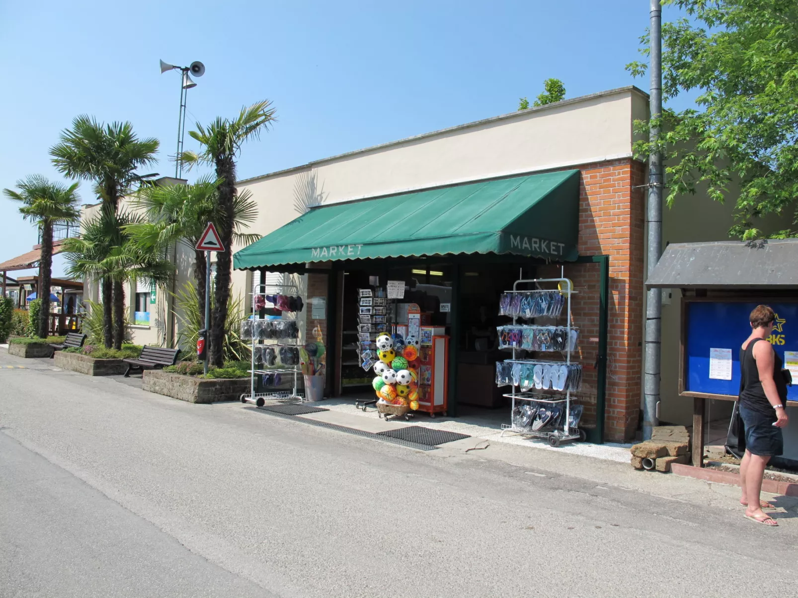 Camping Butterfly-Binnen