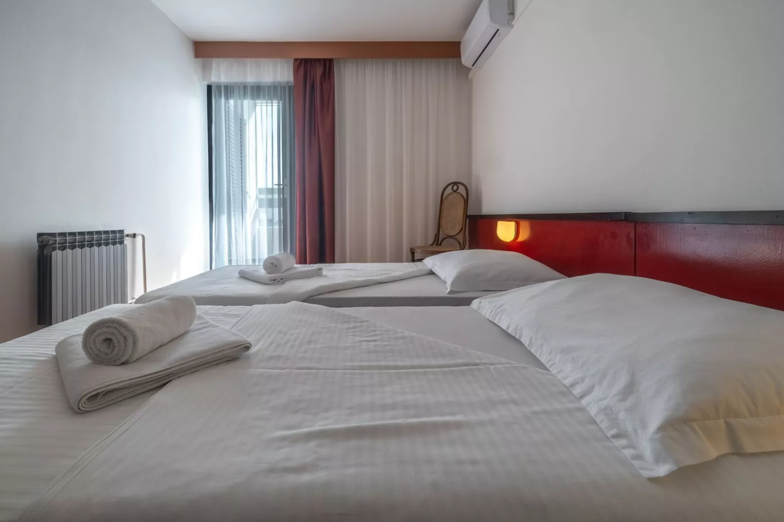 Hotel Issa - Double Room Sea View 13 - Slaapkamer