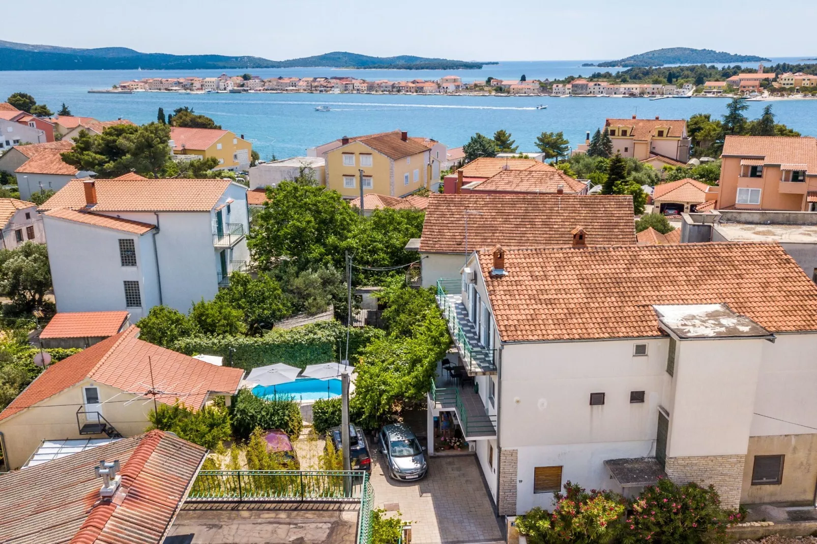 Two-Bedroom Holiday Home With Pool-Uitzicht