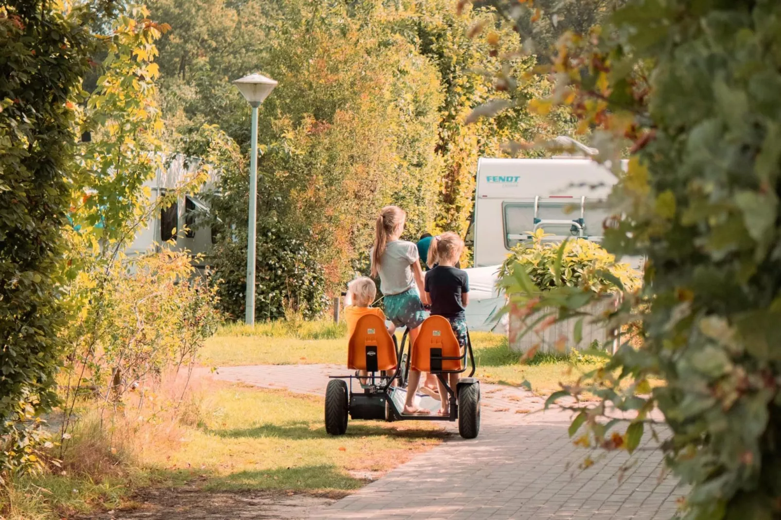 Boslodge l 4 persons-Parkfaciliteiten