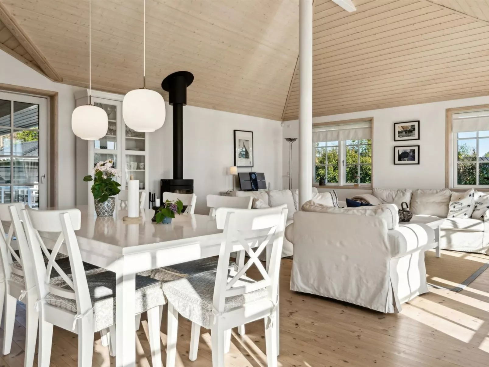 "Dietke" - 85m from the sea-Binnen