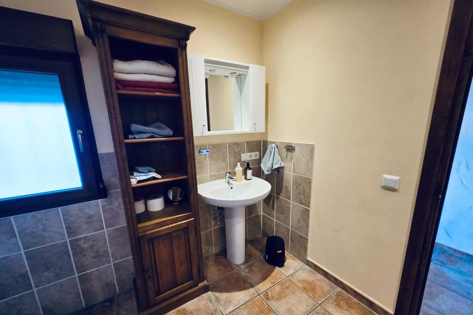 Cozy vacation house-Badkamer